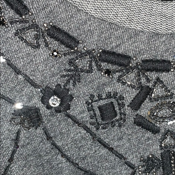 Abercrombie & Fitch Gray Embroidered Sweatshirt - Picture 5 of 10